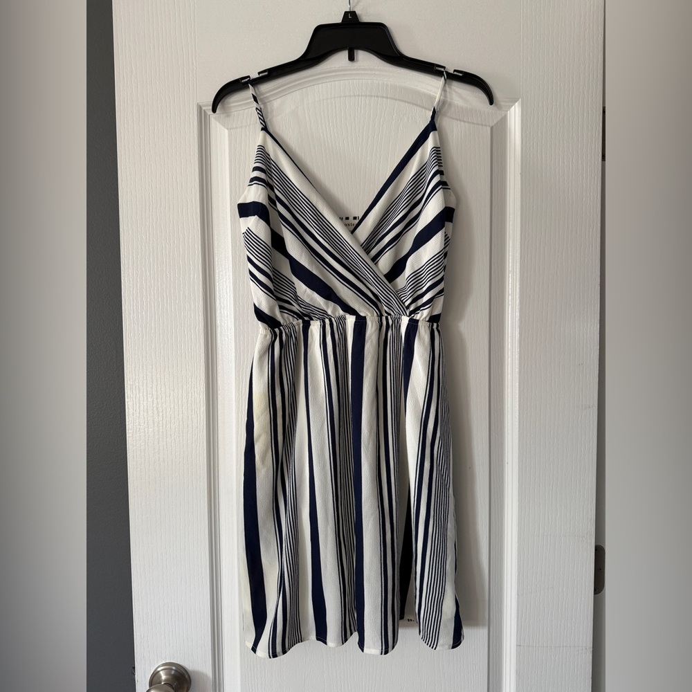 Monteau Dress -‎ Blue and White - Sz Small